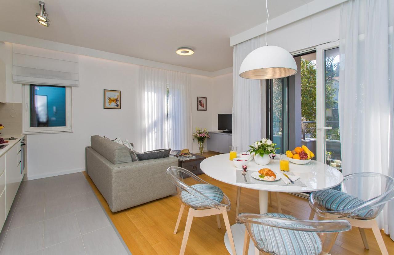 Apartment Greystar *