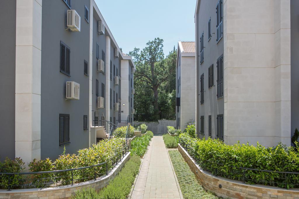 Apartment Greystar